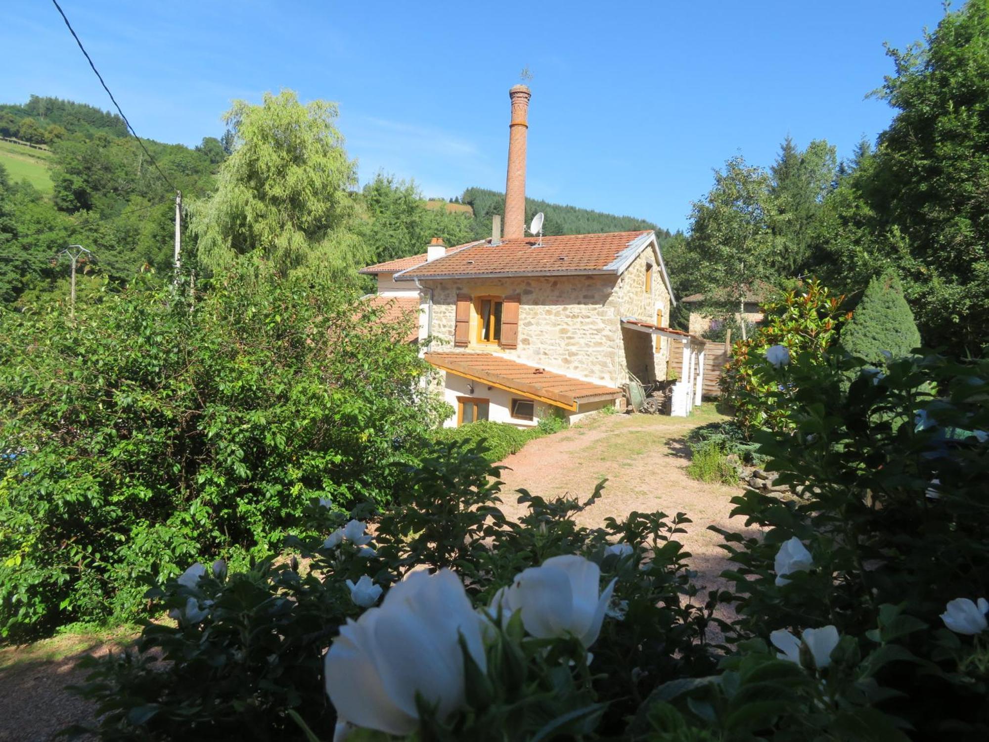 Joli Gite Rural Dans Un Havre De Paix Saint-Bonnet-le-Troncy Bagian luar foto